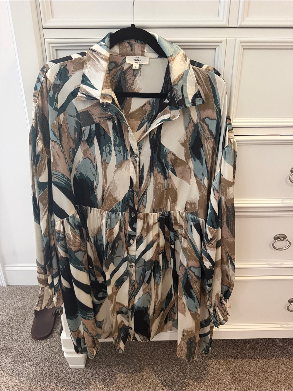 Abstract Print Button-Front Dress- green & Tan